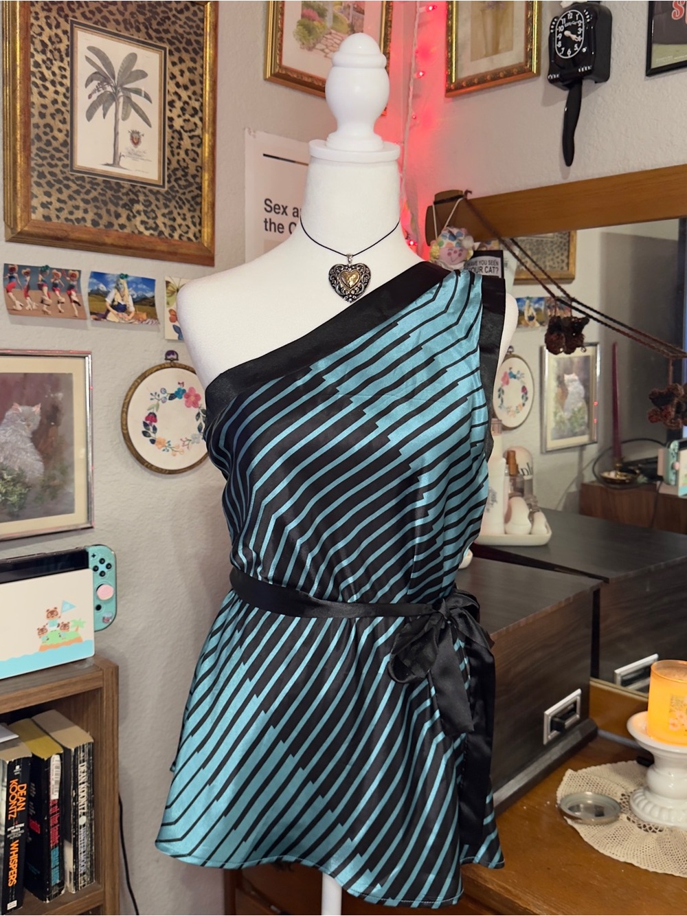 Y2K One-Shoulder Blue and Black Striped Satin top